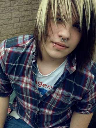 Justin___new_nose_piercing_by_shadowboi69.png