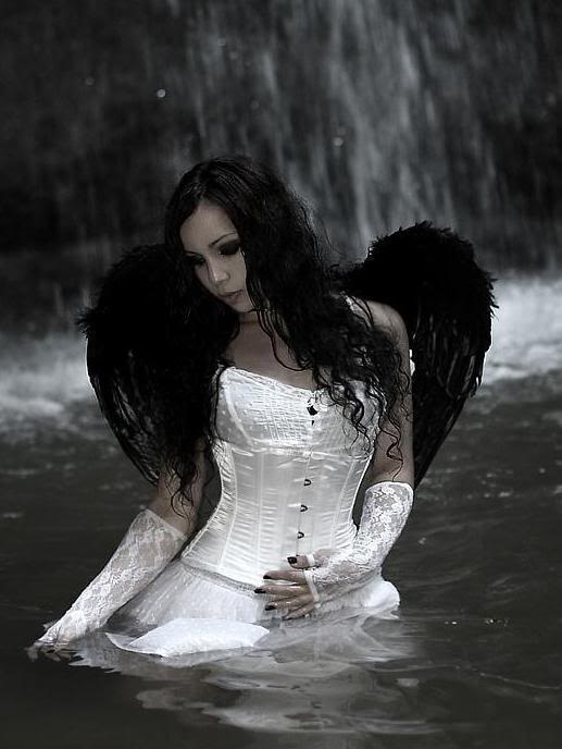 fallen-angel-girl.jpg
