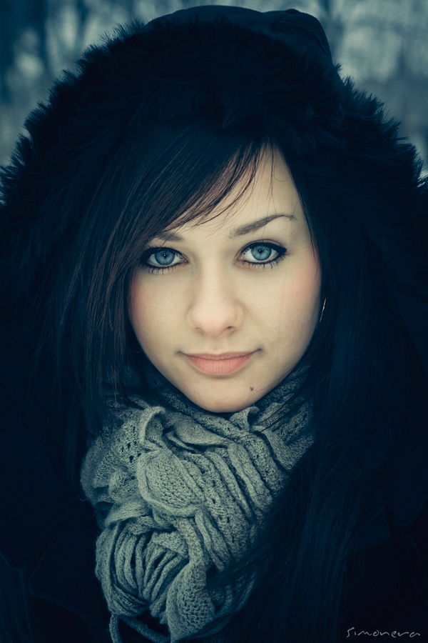 ewelina___winter_portrait_no_5_by_simonera-d38p0js.jpg