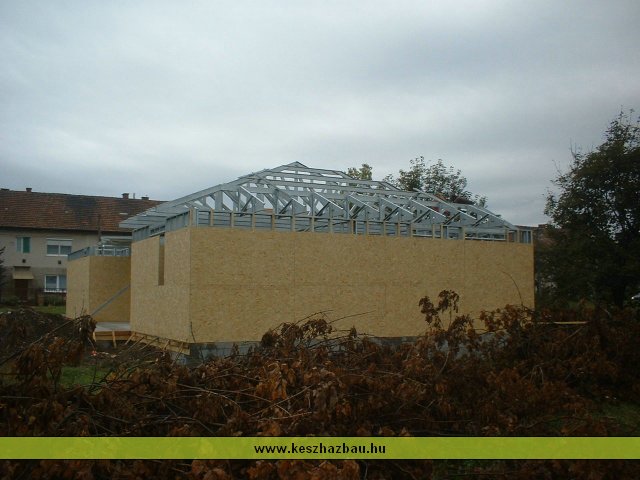 09.jpg