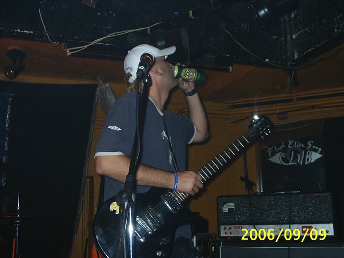 S2010092.JPG