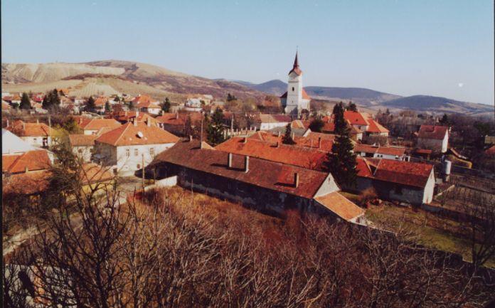010-Tallyai_latkep_a_ref_templom_tornyabol.jpg - Tllya ltkpe a reformtus templom tornybl