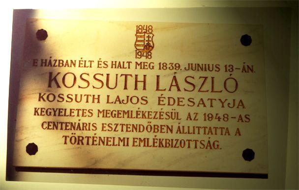 028-Kossuth_szuleinek_dabasi_hazan_tabla.jpg - Emlktbla a dabasi szli hzon.