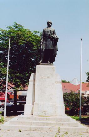 111-A_Budapesti_Kossuth_szobor.jpg - A budapesti Kossuth szobor