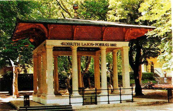 117-Kossuth-ivokut.jpg - A balatonfredi Kossuth ivkt