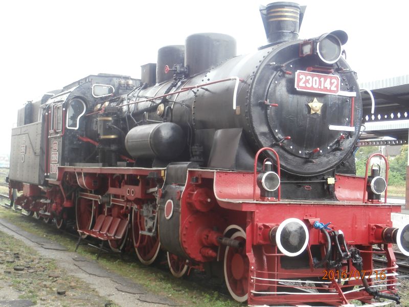 nagyváradi szobormozdony