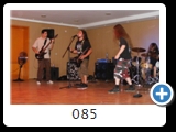 085