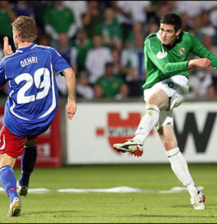 Kyle egy v�logatott meccsen l� kapura