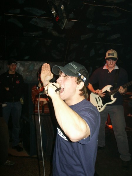 128.jpg
