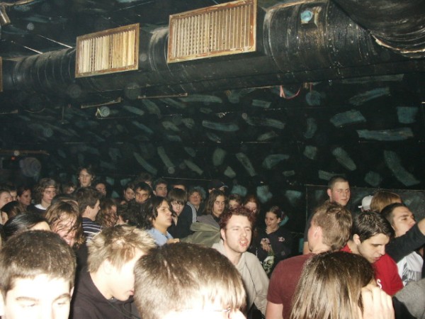 141.jpg