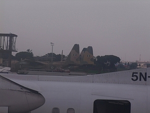 0451_afr0451a.jpg