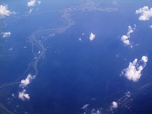 0505_afr0505a.jpg
