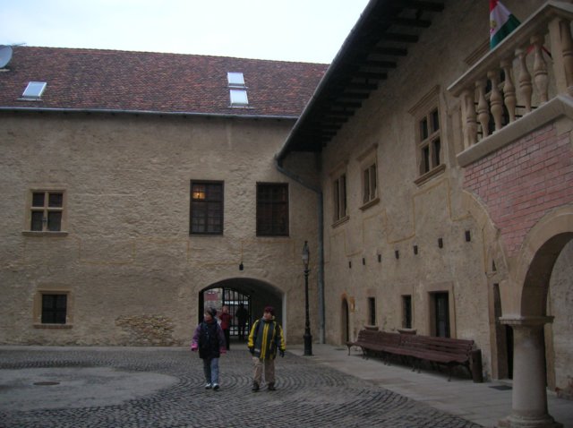 photo3.jpg