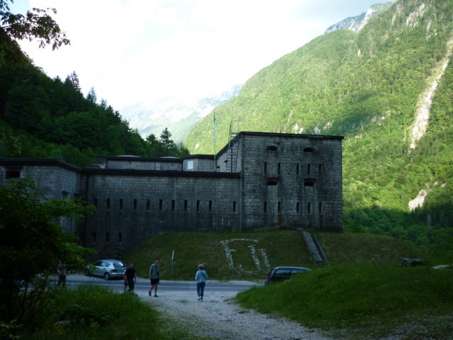 photo12.jpg