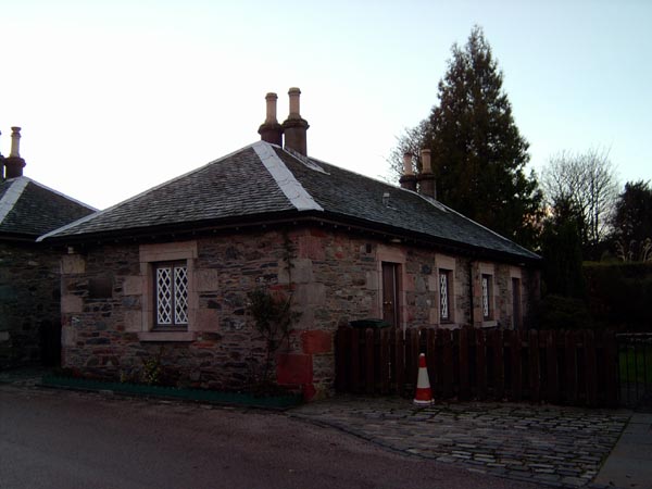 dunbarton 38