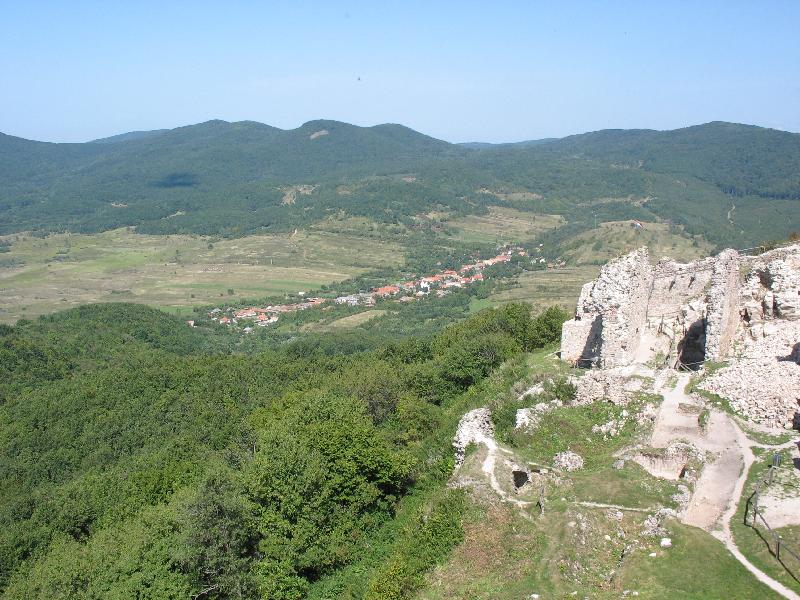 35 Regc kzsg alattunk (The village of Regc underneath)