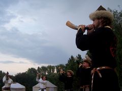 A szer kezdetét jelz kürtök - 3