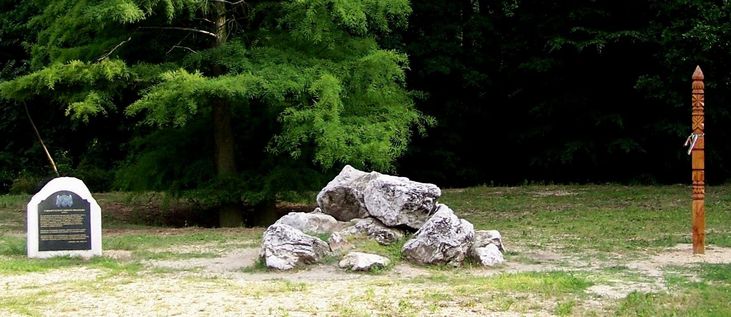 A Nemzeti Egyv Tartozs Parkja Gdlln / Der Park der Zusammengehrigkeit der Nation in Gdll / The Park of the Togetherness of the Nation in Gdll