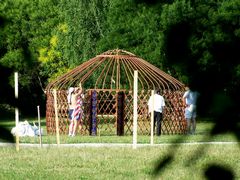 Épül jurta / Jurte im Bau / Yurt under construction - 9