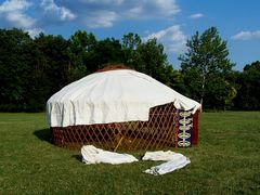 Épül jurta / Jurte im Bau / Yurt under construction - 19