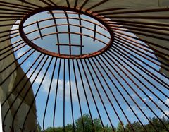 Épül jurta / Jurte im Bau / Yurt under construction - 26