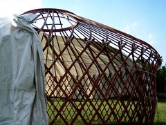 Épül jurta / Jurte im Bau / Yurt under construction - 29