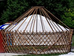 Épül jurta / Jurte im Bau / Yurt under construction - 42