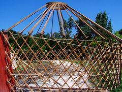 Épül jurta / Jurte im Bau / Yurt under construction - 46