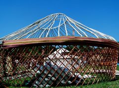 Épül jurta / Jurte im Bau / Yurt under construction - 53