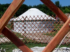 Épül jurta / Jurte im Bau / Yurt under construction - 57