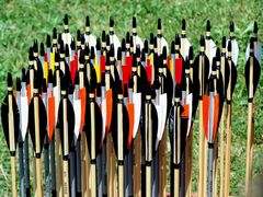 Nyílvesszk / Pfeile / Arrows