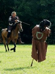 Kelemen Zsolt bemutatója / Berittene Bogenschütze Vorführung von Zsolt Kelemen / Horseback archer presentation of Zsolt Kelemen - 18