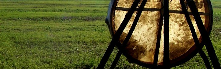 A nagy sámándob / Die große Schamanentrommel / The big drum of the shaman