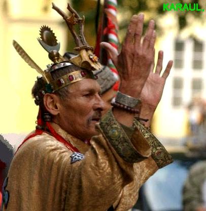 Tokmak Karaul, az eltvozott tltos / Der gestorbene Hauptschamane Karaul Tokmak / The died main shaman Karaul Tokmak