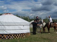 Tábori életkép lovakkal / Lagerszene mit Pferden / Camp scene with horses - 7
