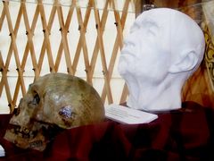Arcrekonstrukció a koponya alapján / Kopfrekonstruktion nach dem Schädel / Head reconstruction after the skull - 4