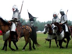 Lovasok avar páncélban / Reiter in der Rüstung des Awaren / Riders in the armour of the Avars - 6