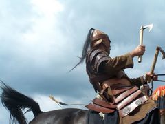 A Kassai lovasíjász iskola Varga törzsének bemutatója / Berittene Bogenschütze Vorführung von Varga Stamms der Kassai Schule / Horseback archer presentation of Varga tribe of the Kassai School - 10