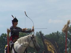 A Kassai lovasíjász iskola Varga törzsének bemutatója / Berittene Bogenschütze Vorführung von Varga Stamms der Kassai Schule / Horseback archer presentation of Varga tribe of the Kassai School - 26