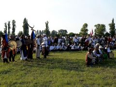 Az ünnepélyes közös szertartás a szertz körül / Die festliche gemeinsame Zeremonie um das Zeremonie-Feuer / The festive common ceremony around the ceremony fire - 5