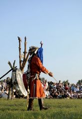 Az ünnepélyes közös szertartás a szertz körül / Die festliche gemeinsame Zeremonie um das Zeremonie-Feuer / The festive common ceremony around the ceremony fire - 22
