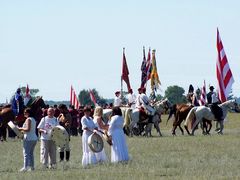 Lovasok háromszori szakrális országkerülése / Dreimal reiten um das Vaterland / Three times ride around the native country - 1