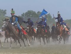 Lovasok háromszori szakrális országkerülése / Dreimal reiten um das Vaterland / Three times ride around the native country - 45