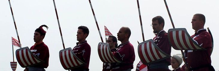 Gyalogos harcosok menete / Umzug der Infanterie / Procession of infantry