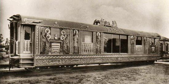 A Szent Jobbot orszgos krtra szllt Aranyvonat (1938) / Der 'Goldene Zug' (1938) / The 'Golden train' (1938)