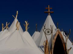 A Hétboldogasszony hajléka kétszer / Die Zelt-Kapelle zweimal / The tent chapel twice - 1