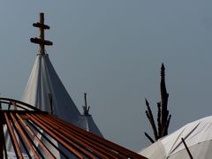 Hétboldogasszony hajléka és az életfa / Die Zelt-Kapelle und der Baum des Lebens / The tent chapel and the tree of the life - 3