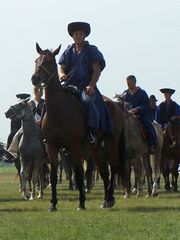 A lovasság felvonulása (Csikósok) / Die Prozession der Kavallerie / The procession of the Cavalry - 40