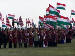 Éllánc rzi a Haza határait / Lebende Kette schützt die Grenze des Vaterlandes / Living chain protects the border of the native country - 2