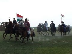Lovasok háromszori szakrális országkerülése / Dreimal reiten um das Vaterland / Three times ride around the native country - 6